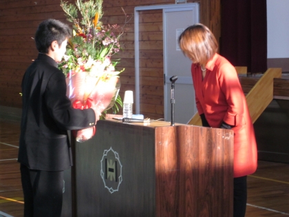 お礼の花束贈呈