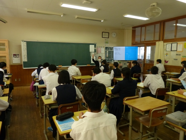 講話の様子 講話の様子