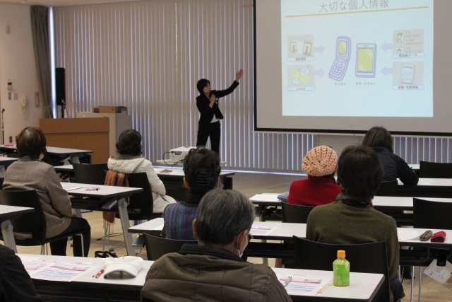 講座の様子 講座の様子