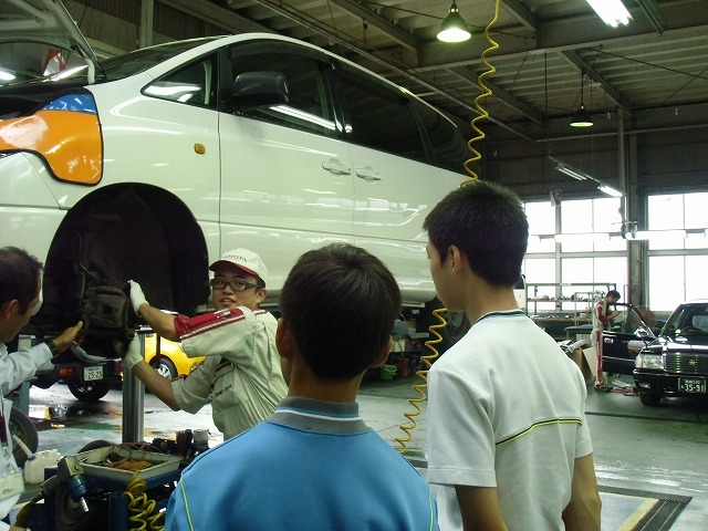 宮崎トヨタ自動車南バイパス店 宮崎トヨタ自動車南バイパス店