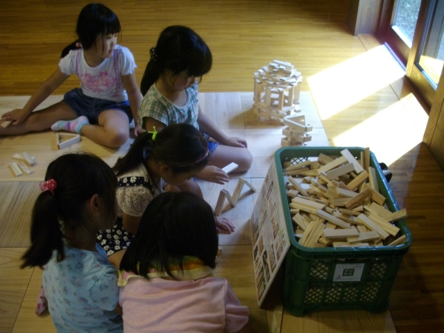 積木遊び 積木遊び