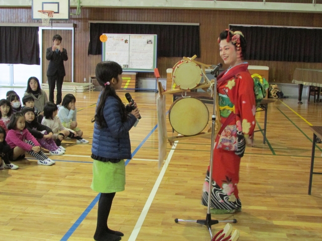 下学年と宮田若奈さん