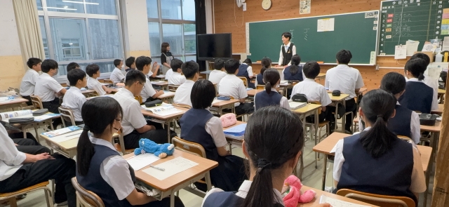 講話の様子２