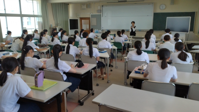 講義の様子３